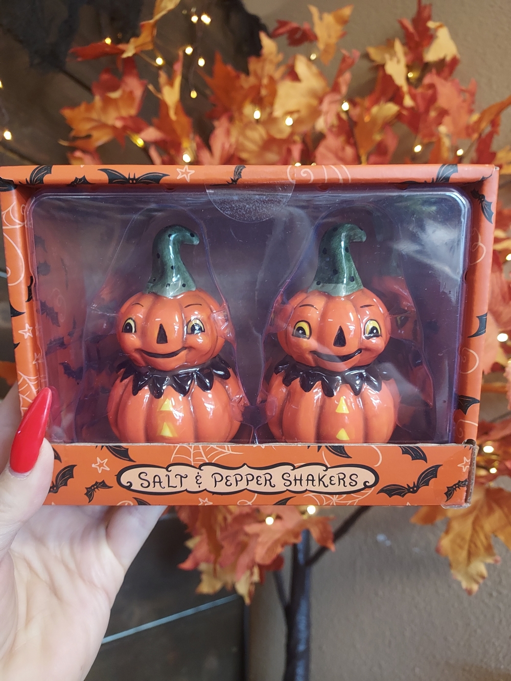 Halloween Pumpkin Salt & Pepper Shaker Set - Orange